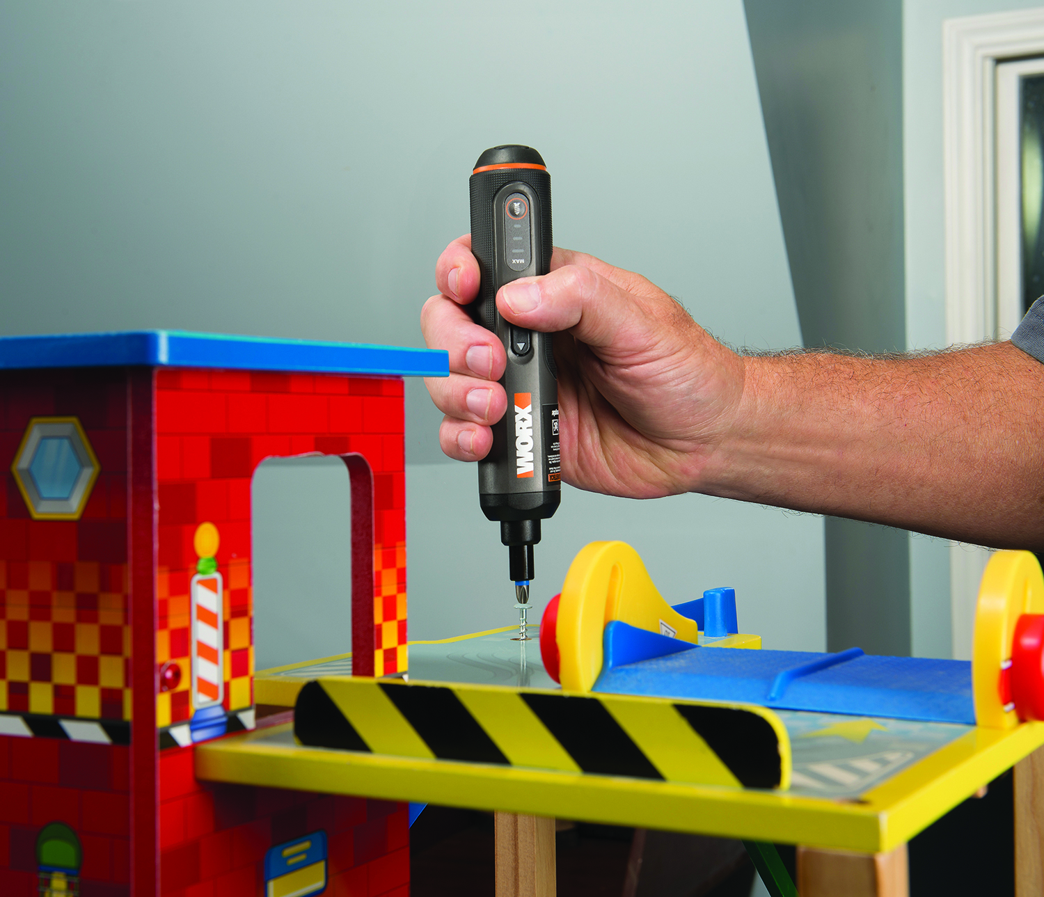 WX240L Screwdriver_toy 2 .jpg