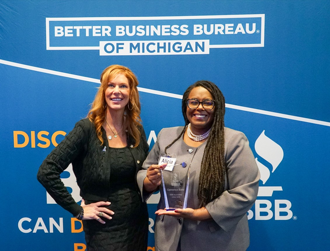 Lisa Frohnapfel - BBB of MI with Alicia Stephens - Comerica Bank (small).jpg